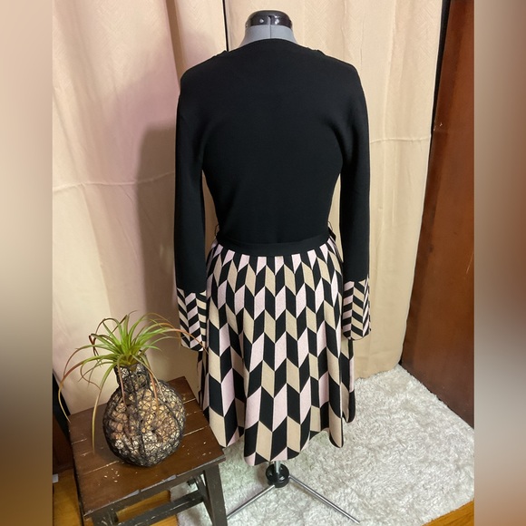 Eliza J Black Fit & Flare Sweater Dress - Picture 8 of 13